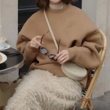 새상품 eaphi 로고 빅 스웨트 맨투맨 브라운