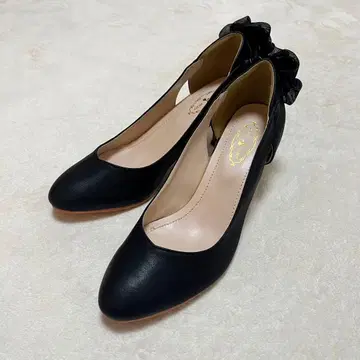 [ 25.5cm ] 하이힐 펌프스 약 7cm 블랙 플라워 장식