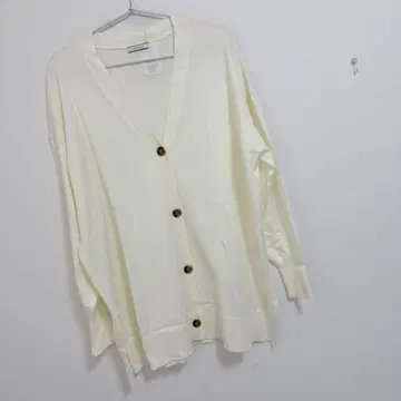 베이플로우 드롭 숄더 V넥 가디건