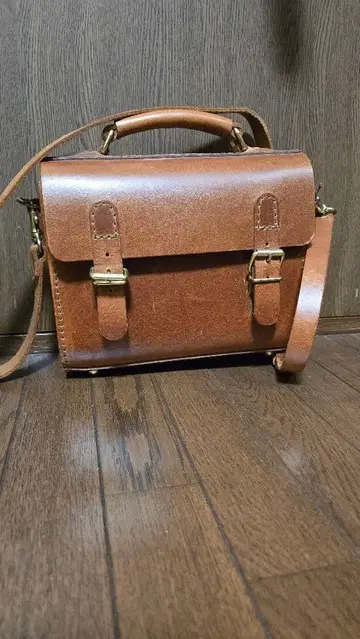 HERZ 통 모양 미니백(CW-2) 50th 카멜 풀업 가죽