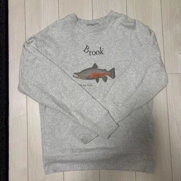 브룩 브라운 트라웃 맨투맨 M