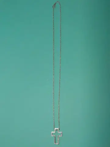 실버 크로스 목걸이