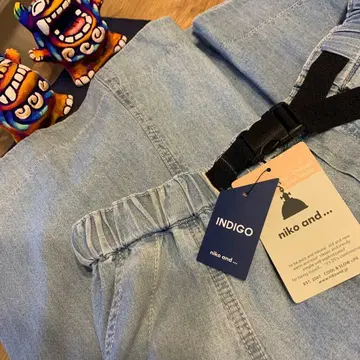 niko and - 벨트 플레어 스커트 라이트 인디고 미사용 새상품 M