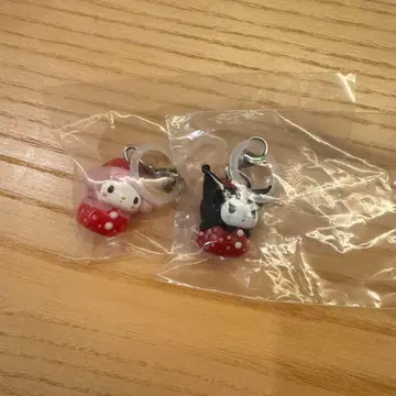 산리오 캐릭터즈 딸기 메지루시 액세서리 쿠로미 마이멜로디