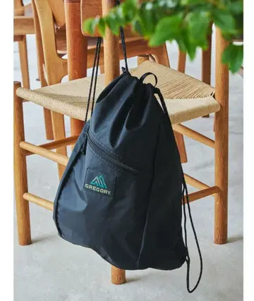 GREGORY 블랙 냅색