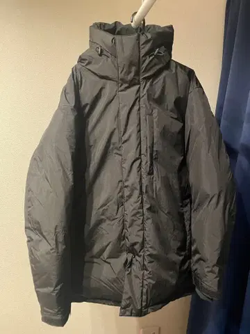 GU 웜 패딩 코트