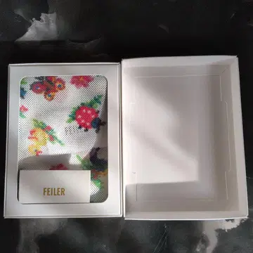 미사용 페이러 하이디 메쉬 파우치 화이트 L 상자 리본 포함