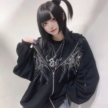 VOLCAN&APHRODITE 큐빅 지퍼 후드티