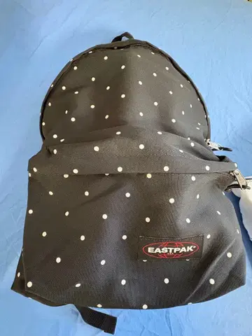 EASTPAK 물방울 패턴 백팩