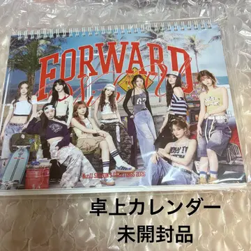 NiziU 시즌 그리팅 2026 'Forward With U' 탁상 달력