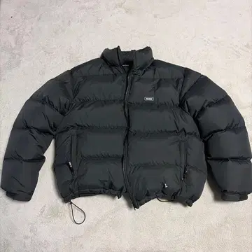 XLARGE 블랙 다운 자켓 L 사이즈