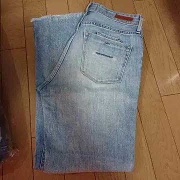 YENUK 라이트 블루 데님 사이즈 24