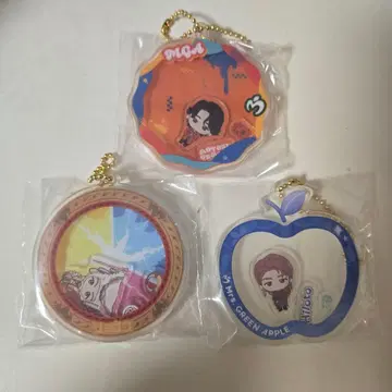 Mrs. GREEN APPLE 미세스 제일복권 바스락 아크릴 참