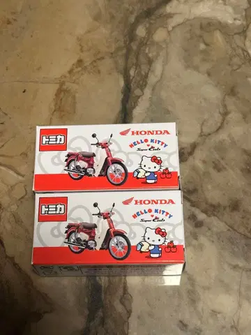 토미카 슈퍼커브 HELLO KITTY 혼다 헬로키티 키티