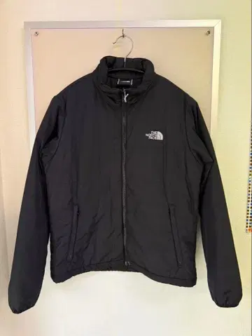 The North Face 블랙 다운 자켓