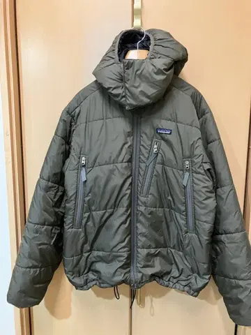 한정판 가격 인하 Patagonia 파타고니아 퍼프 자켓
