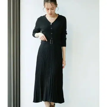 VIS 벨트 포함 플리츠 니트 원피스