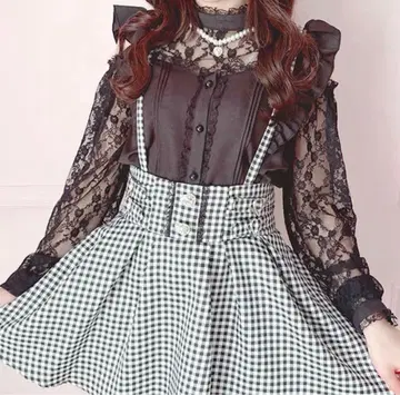 MARS 펄 장식 목걸이 레이스 블라우스 블랙