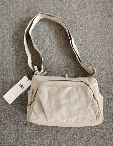 alo 베이지 사코슈