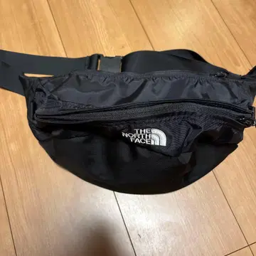 THE NORTH FACE 바디백 블랙