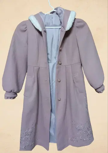 후드 부착 핑크 롱 코트