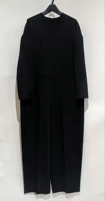 LOHEN 로헨 롱 슬리브 올인원