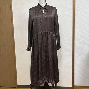 [ 새상품급 ] 르쉘 블루 맥시 원피스 도트 무늬 브라운