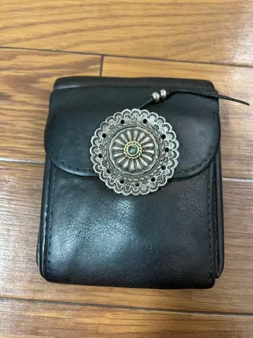 고로즈 이단 접이식 지갑