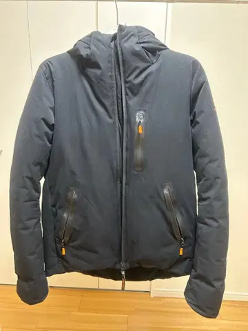 TIGORA BEAMS DESIGN 다운 자켓