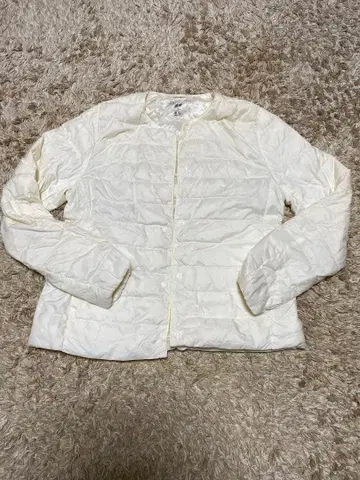 UNIQLO 울트라 라이트 다운 화이트 다운 자켓