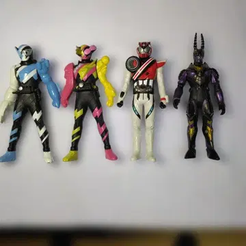 가면라이더 피규어 세트 4체