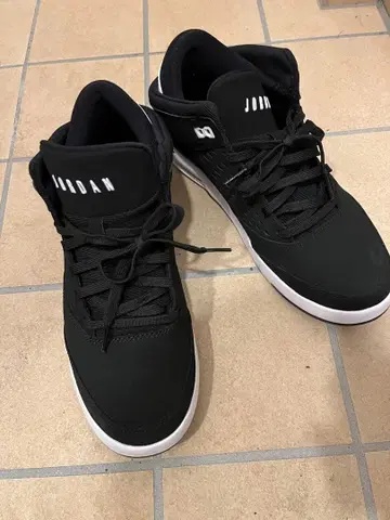 조던 블랙 스니커즈
