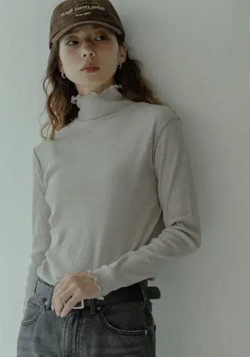 [ 새상품 미사용 택 포함 ] [ UR TECH ] 축열 하이넥 풀오버