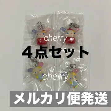 산리오 메지루시 액세서리 윳토 딸기 우사하나 4세트