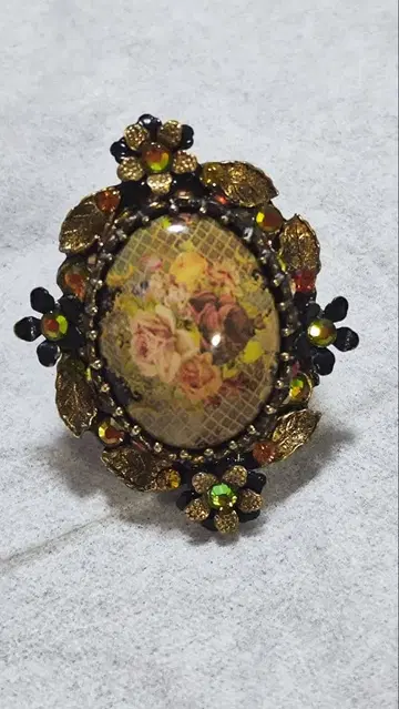 빈티지풍 꽃무늬 반지 미하엘 네그린