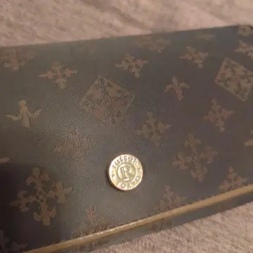 russet 장지갑 브라운