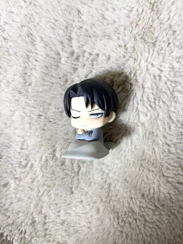 진격의 거인 리바이 아커만 오넴탄 가챠가챠