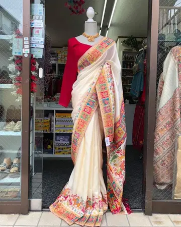 크림색 자수 셔츠