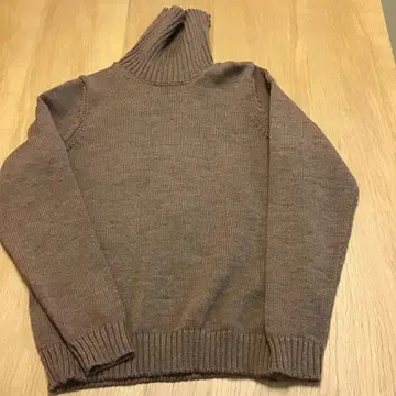 자노네 미들 게이지 터틀 니트 사이즈 46