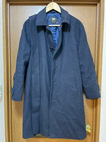 AOKI Mallalieus 남성용 코트 네이비 컬러 충전솜