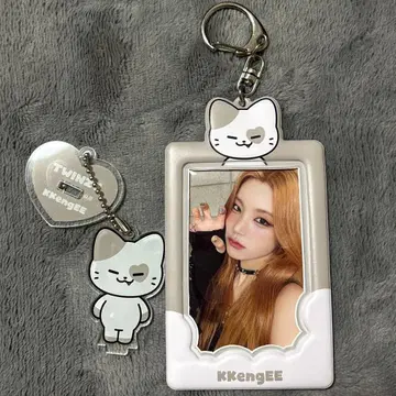 ITZY 예지 회장 한정판 트레이딩 카드