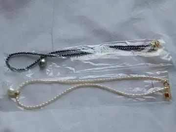 화이트 펄과 그레이 비즈의 목걸이 세트