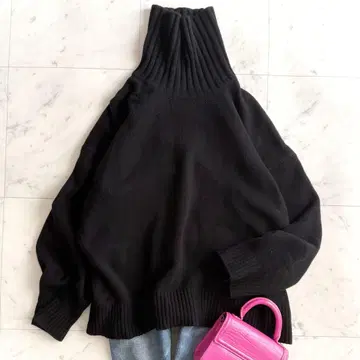 고품질 유나이티드 애로우즈 울 캐시미어 하이넥 니트 블랙