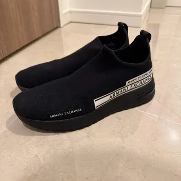 Armani Exchange 블랙 스니커즈 8