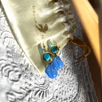 세실 에잔느 귀걸이