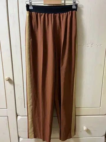 ASTRAET 브라운 베이지 배색 이지 팬츠