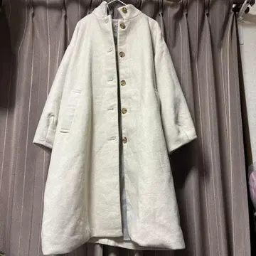 SM2 미사용! 아이보리 롱 코트