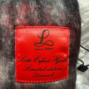 롯데 에르푸르트 회르트 한정판 머플러