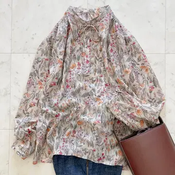 컨디션 최상 투모로우랜드 오마리프 프린트 스트링 보타이 블라우스