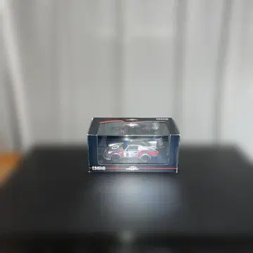 EBBRO MARTINI PORSCHE 911 RSR TURBO 1/43